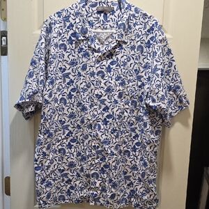 Daniel Cremieux Blue and White Patterned Shirt